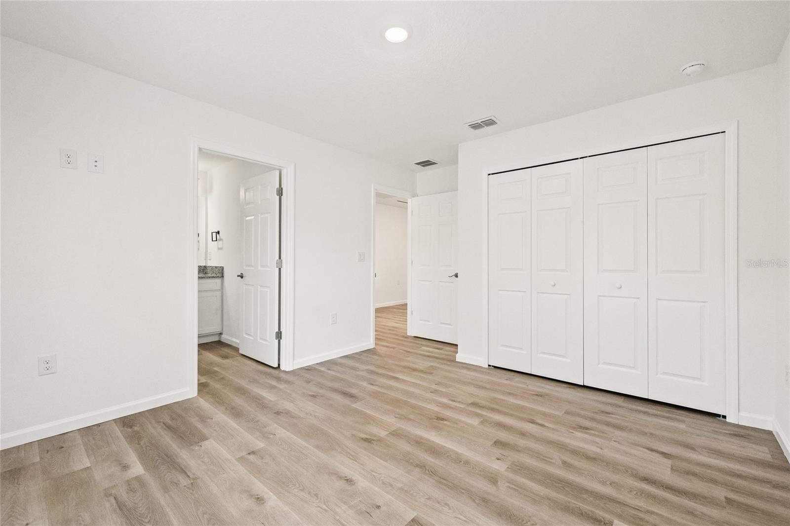 3005 E 17TH AVE — photo 39