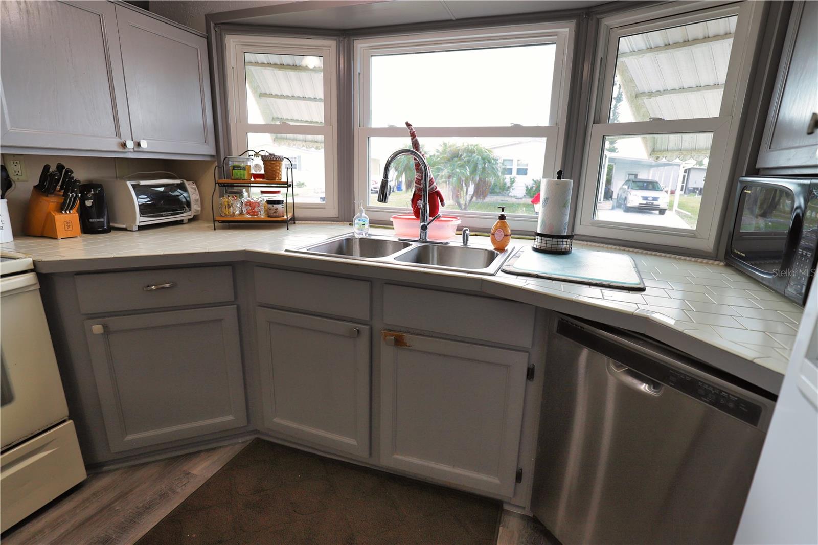 666 ALVARADO — photo 15