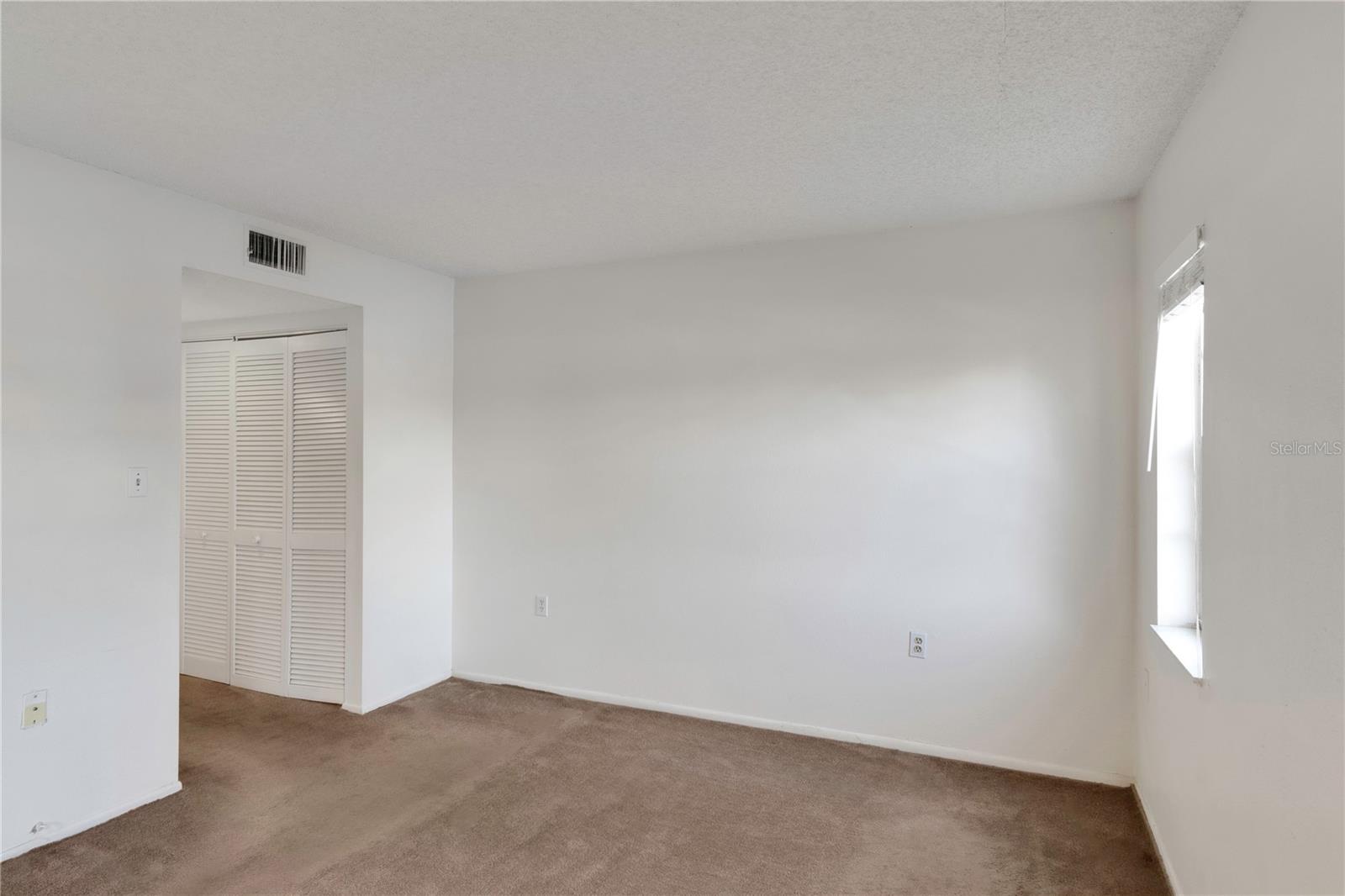 1034 BOWSPRIT LN — photo 15