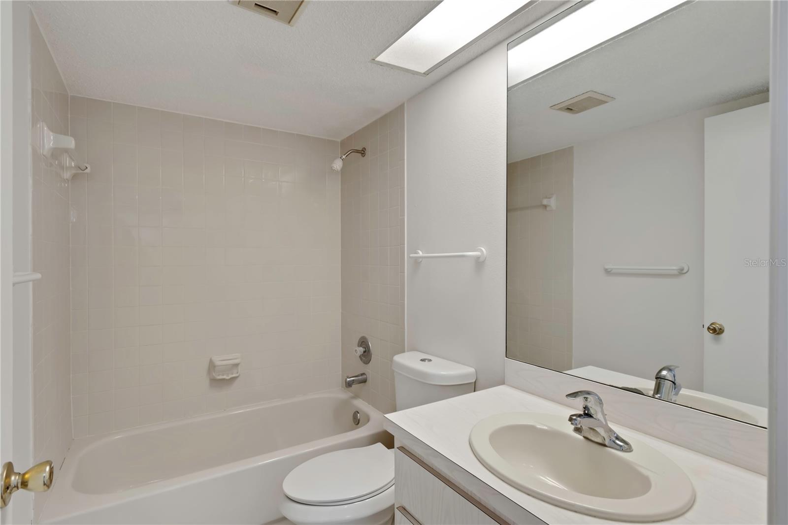 1034 BOWSPRIT LN — photo 14