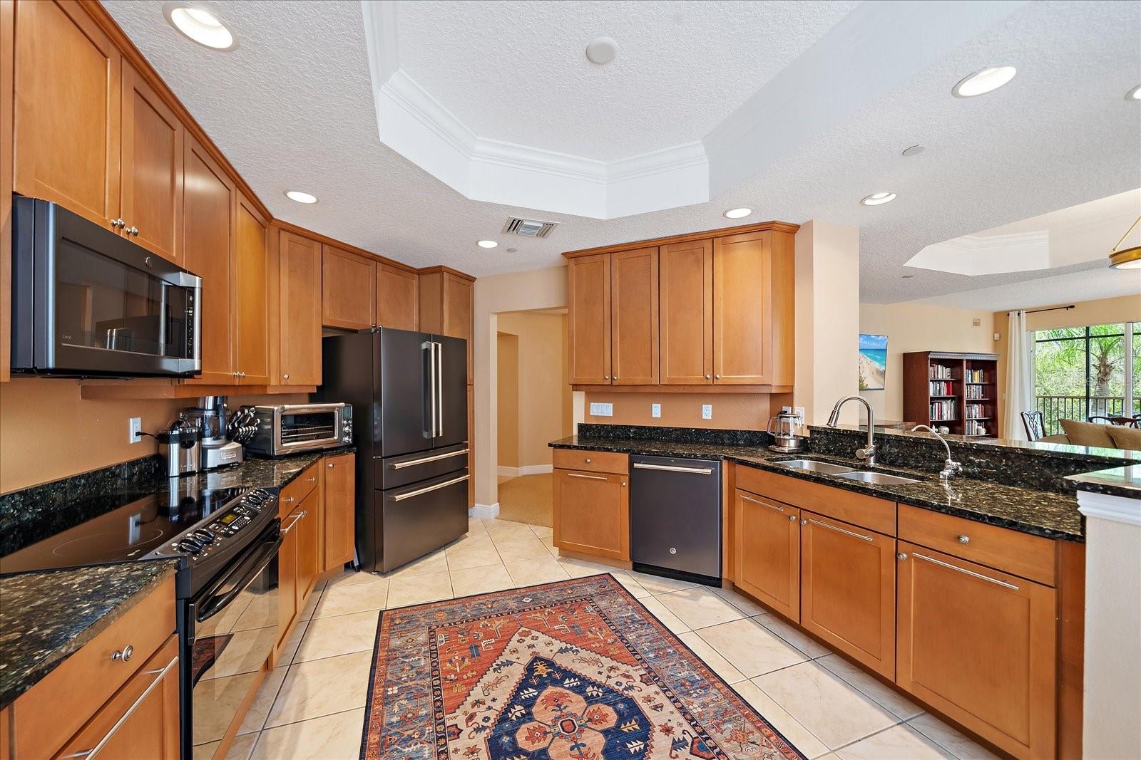 6482 WATERCREST WAY #204 — photo 5