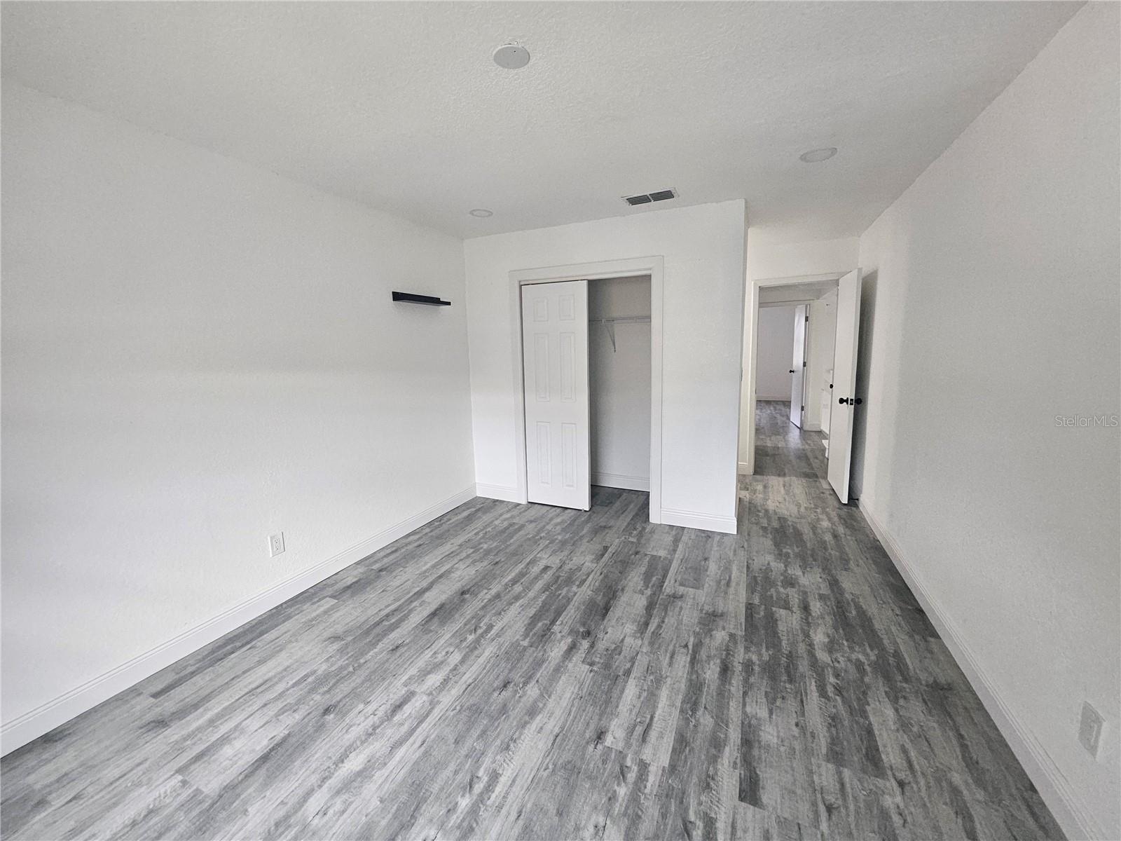 5802 MOHR LOOP #5802 5804 5806 5808 — photo 30