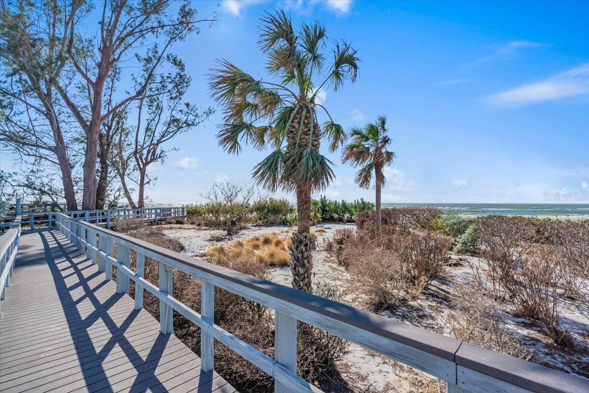 5621 GULF OF MEXICO DR #102 — photo 21