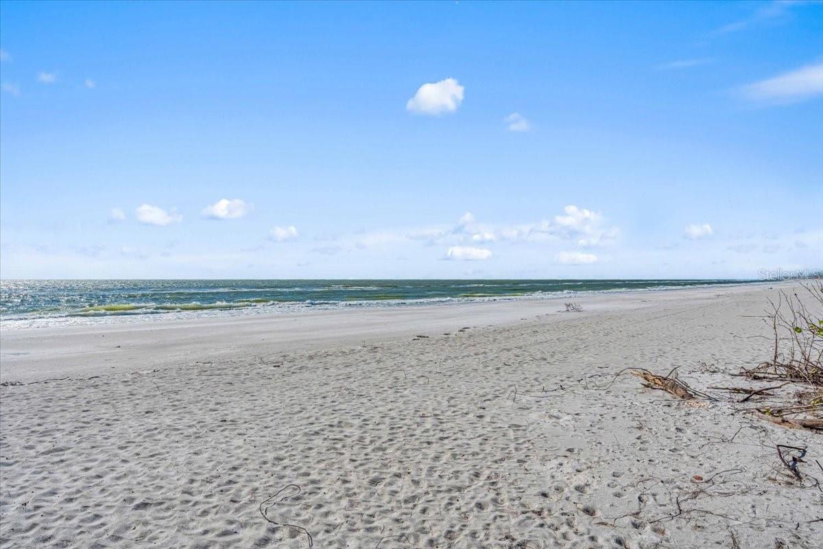 5621 GULF OF MEXICO DR #102 — photo 22