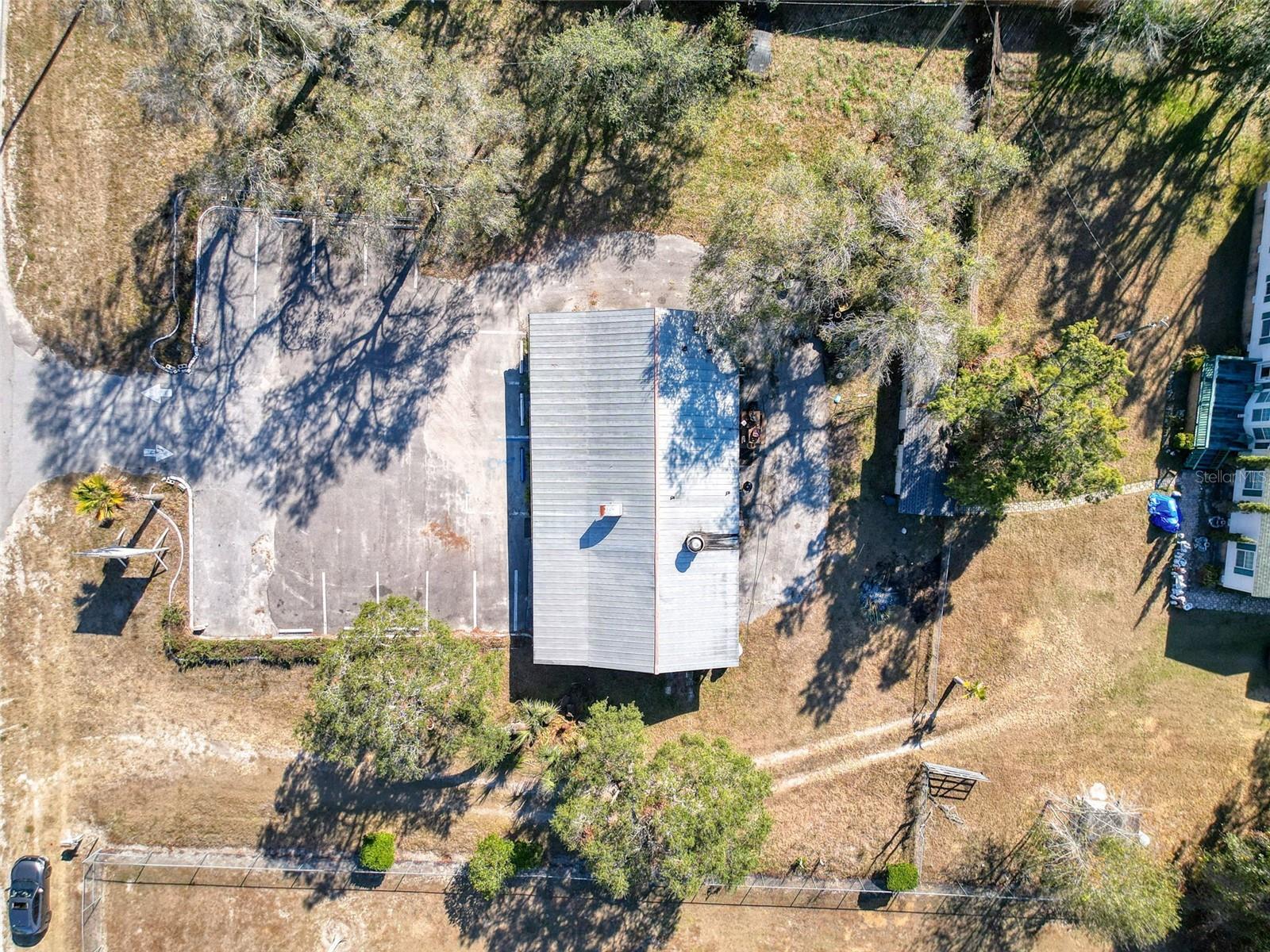 15525 & 15527 SHADY HILLS RD — photo 93