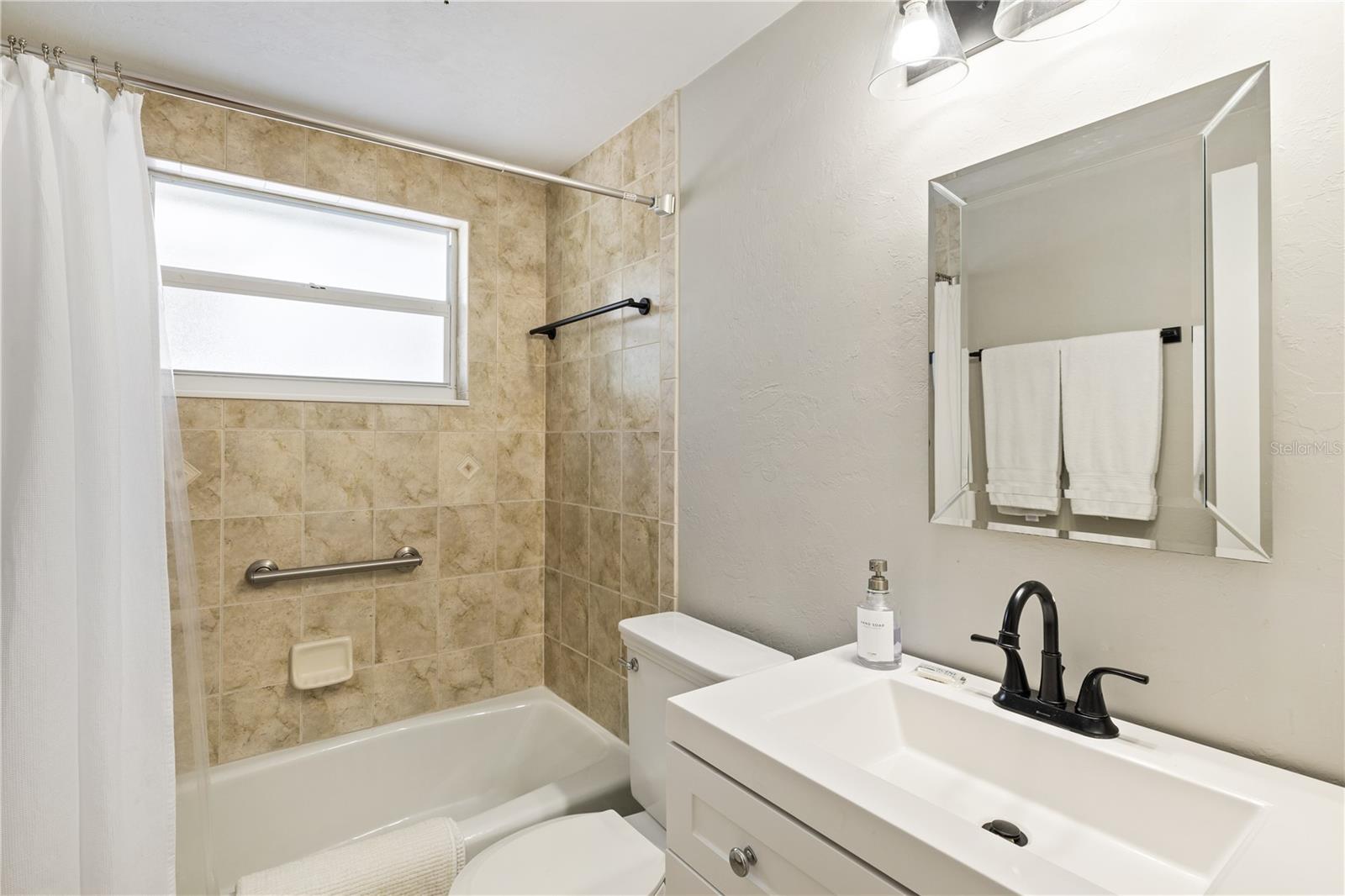 2365 BAY ST — photo 30