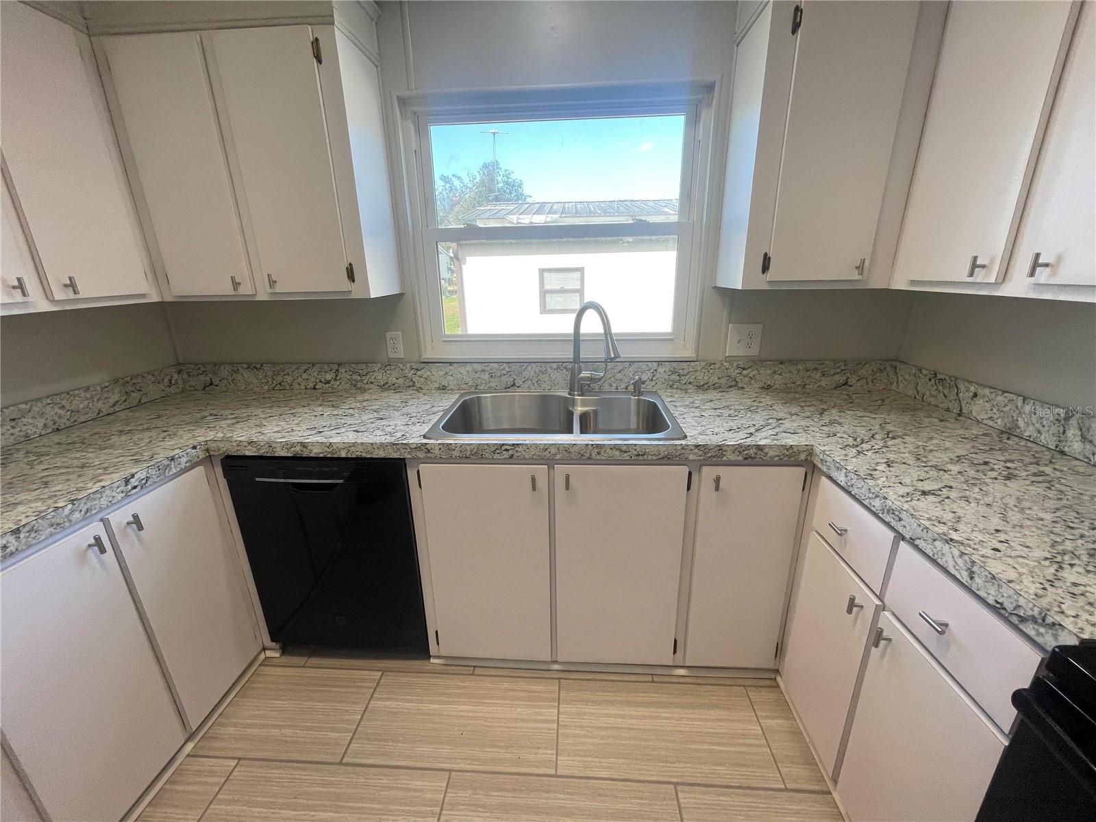 3145 HIDDEN LAKE DR — photo 13