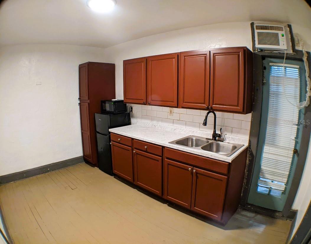 401 COLONIA LN E #10 — photo 7