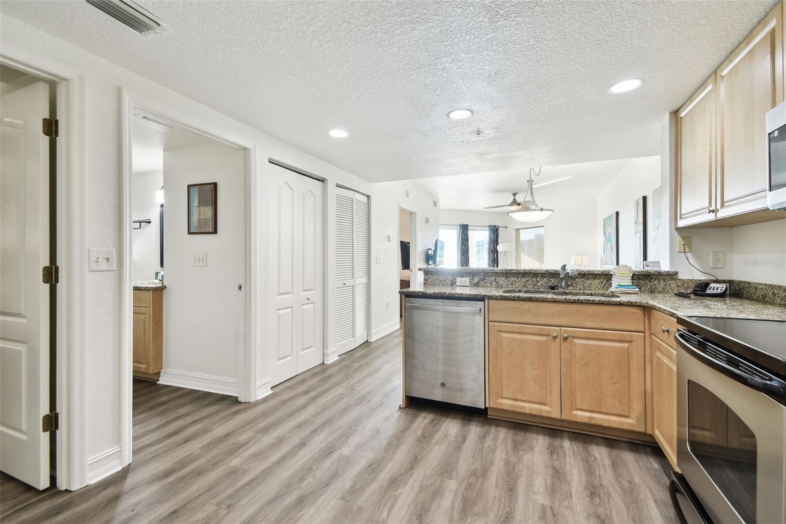 11605 GULF BLVD #502 — photo 8