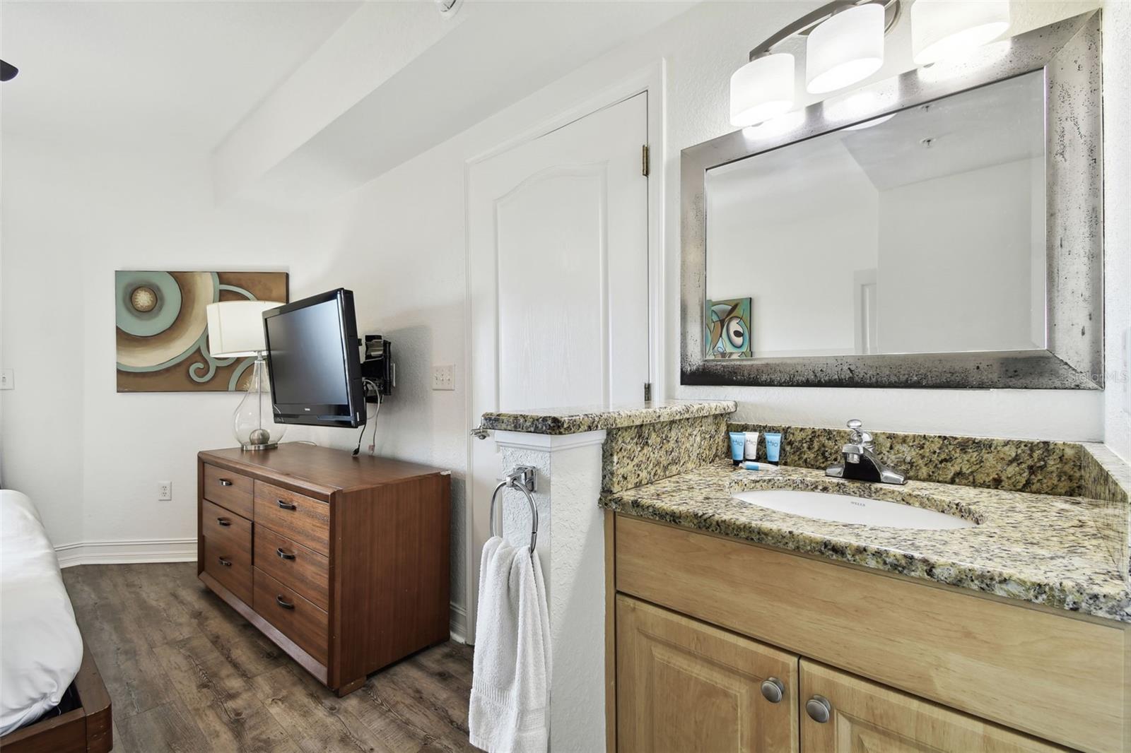 11605 GULF BLVD #502 — photo 31