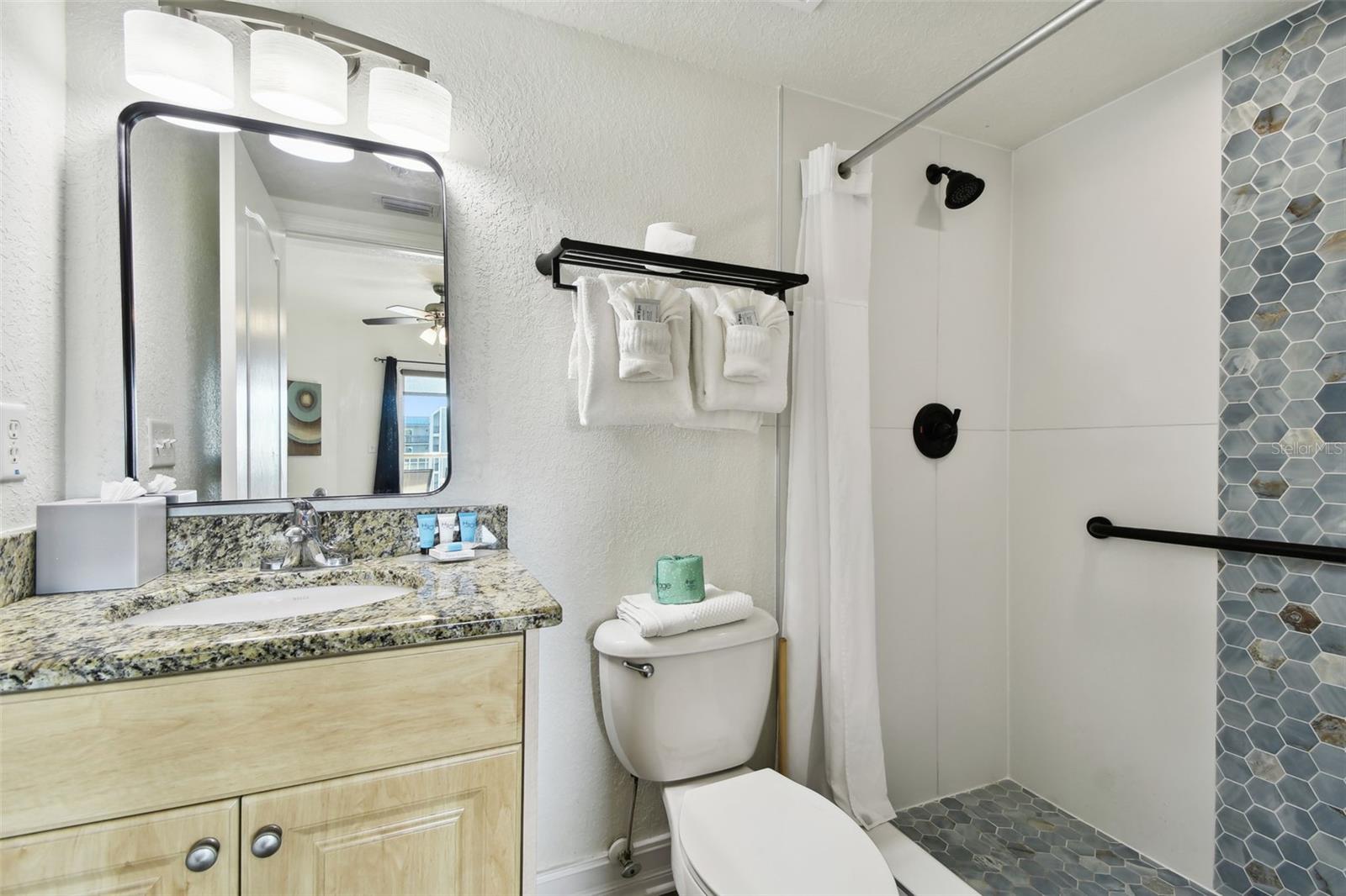 11605 GULF BLVD #502 — photo 32
