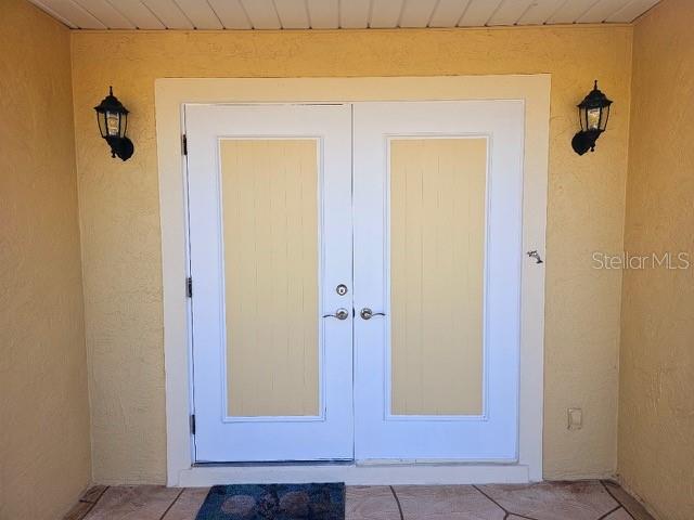 4 WINDSOR DR — photo 8