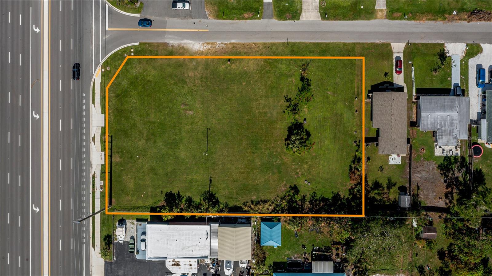 601 US HIGHWAY 41 BYP S — photo 2