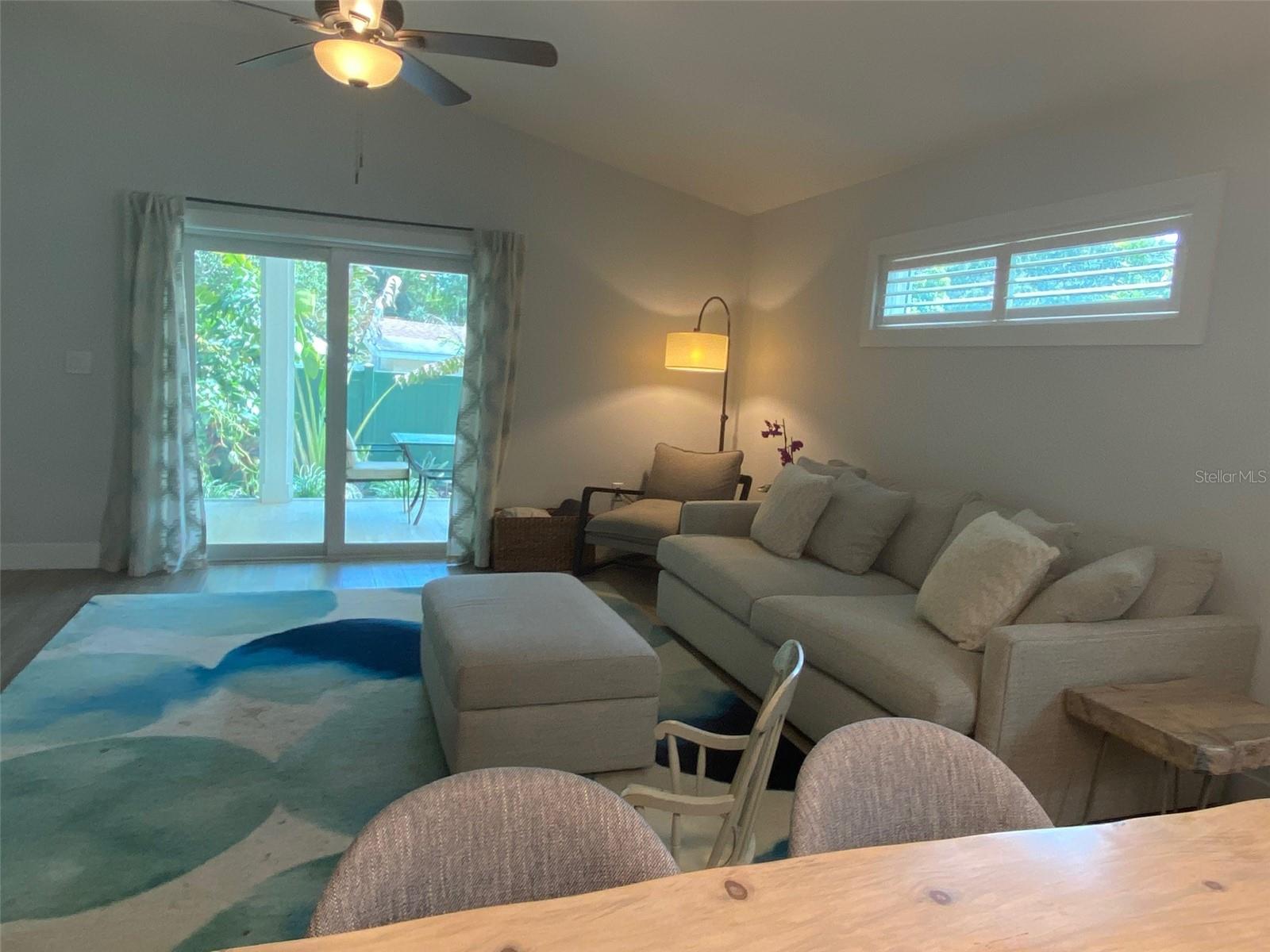 2933 MAIDEN LN — photo 9