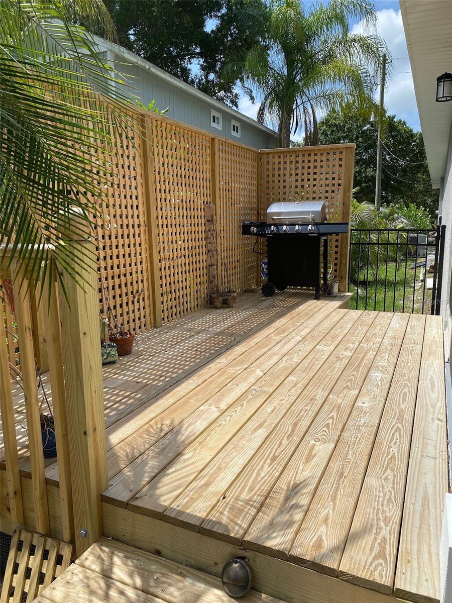 2933 MAIDEN LN — photo 29