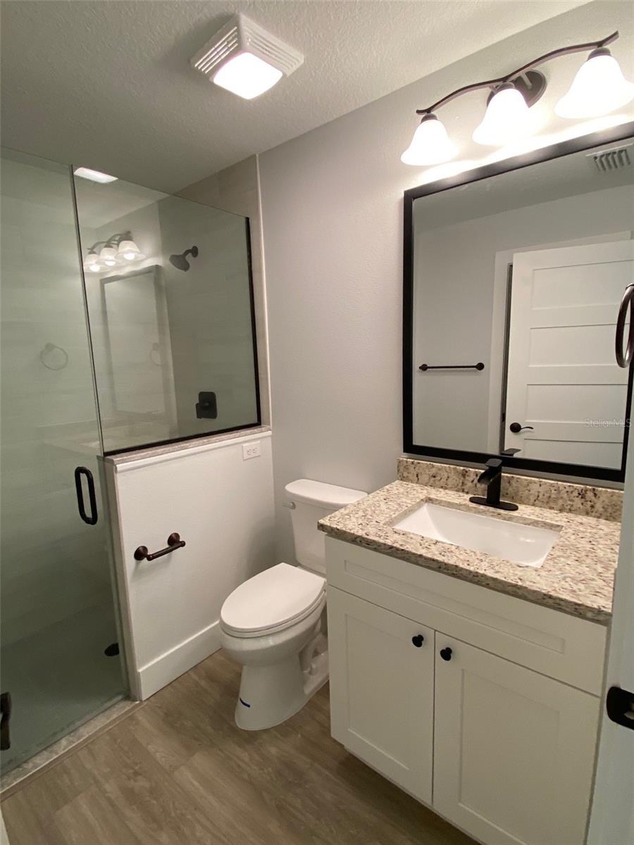 2933 MAIDEN LN — photo 17