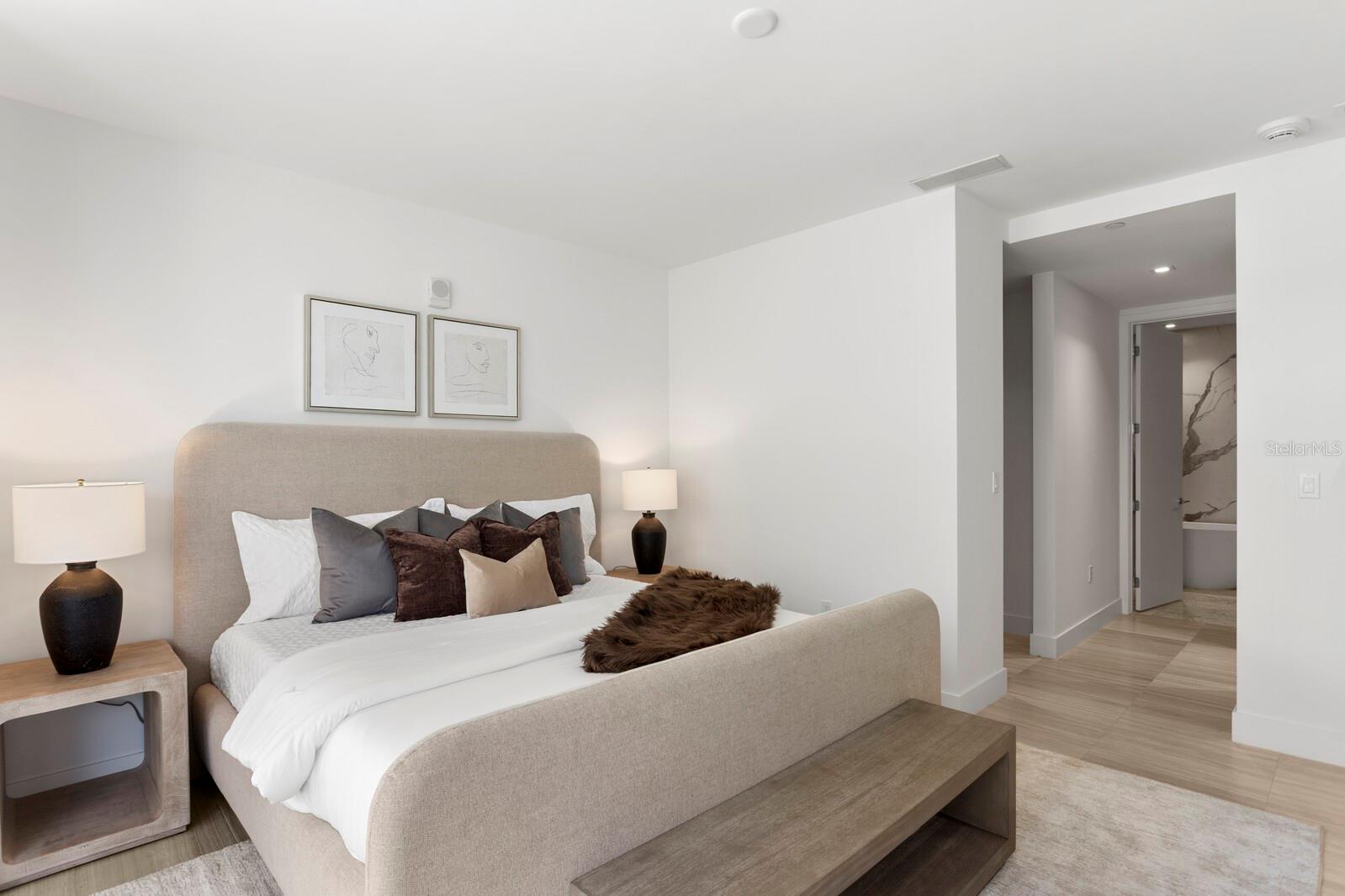 3020 W SANTIAGO ST #4 — photo 32