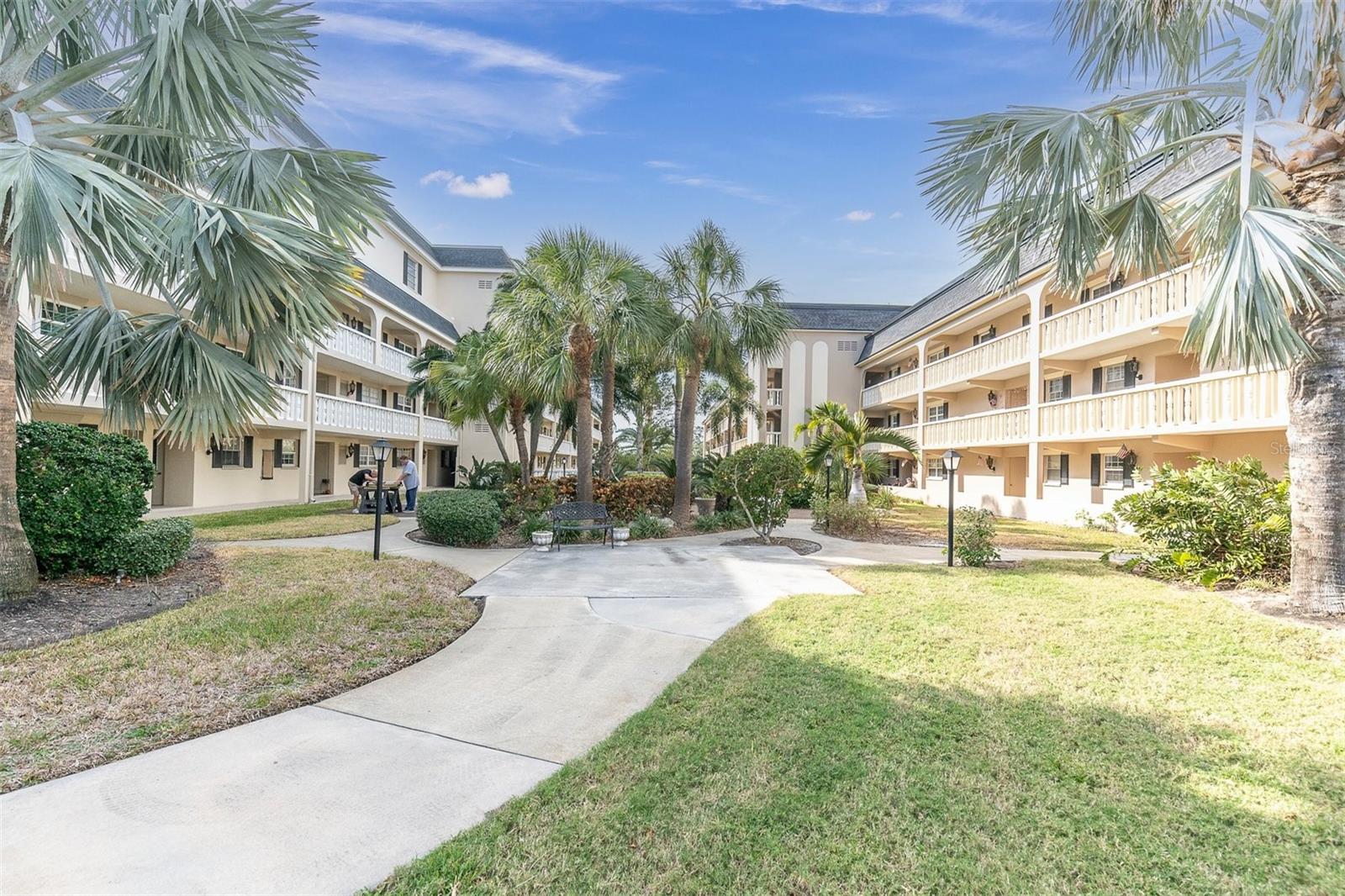 155 BLUFF VIEW DR #103 — photo 5