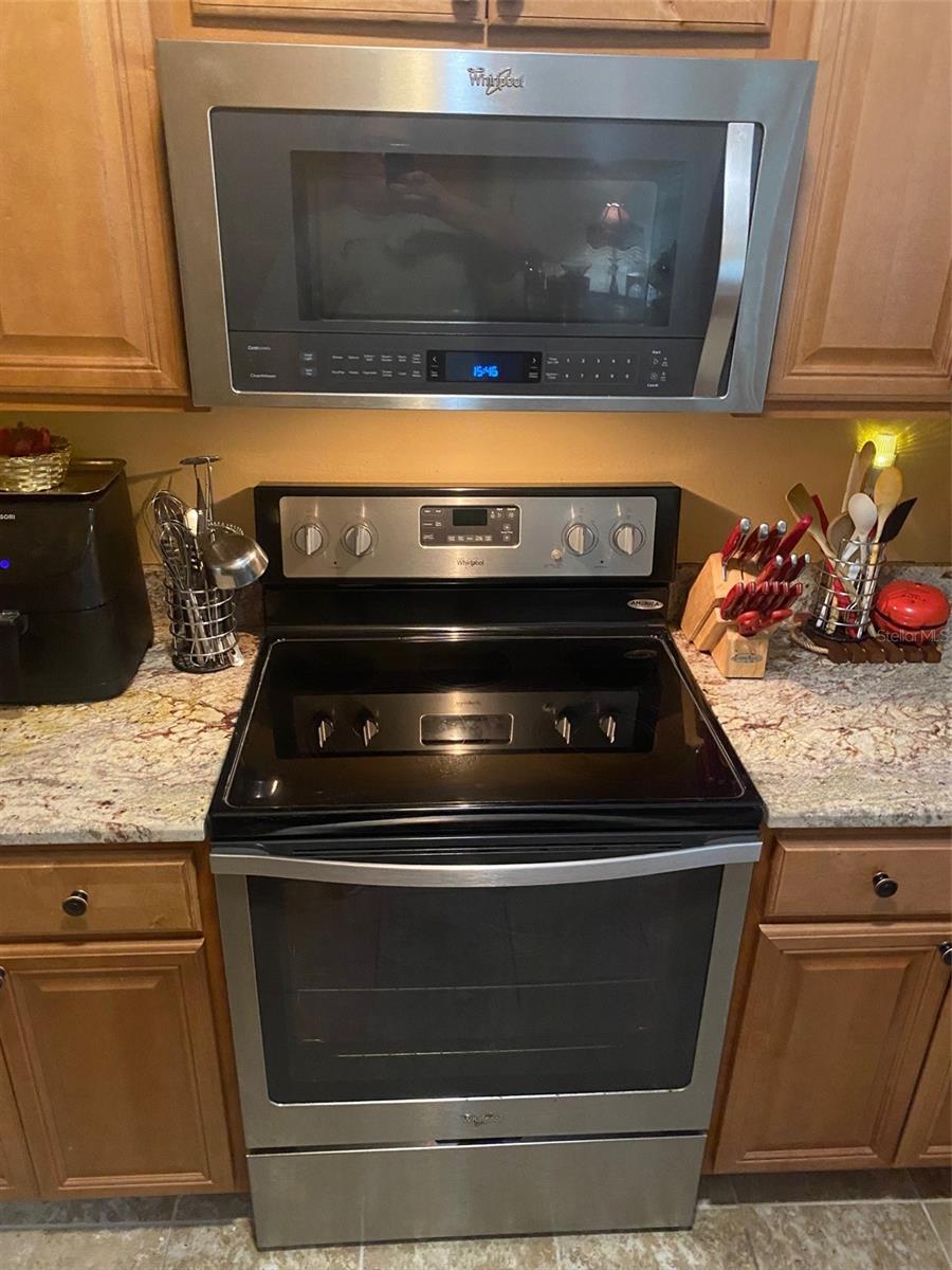 1910 E PALM AVE #10303 — photo 41