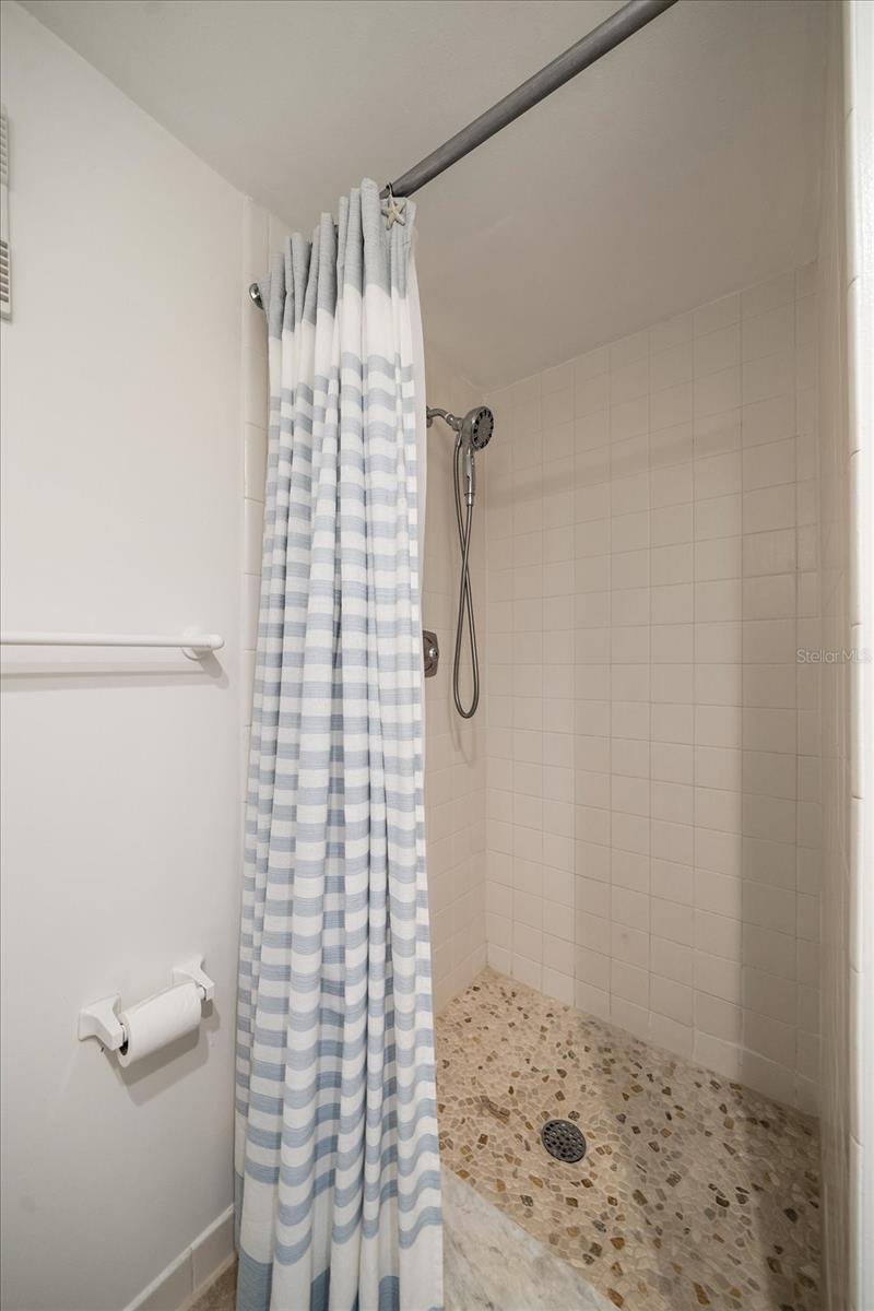 1230 GULF BLVD #402 — photo 31