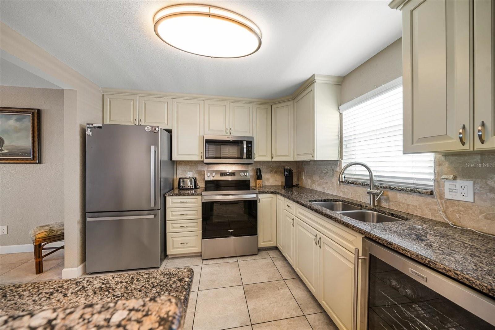 1230 GULF BLVD #402 — photo 3