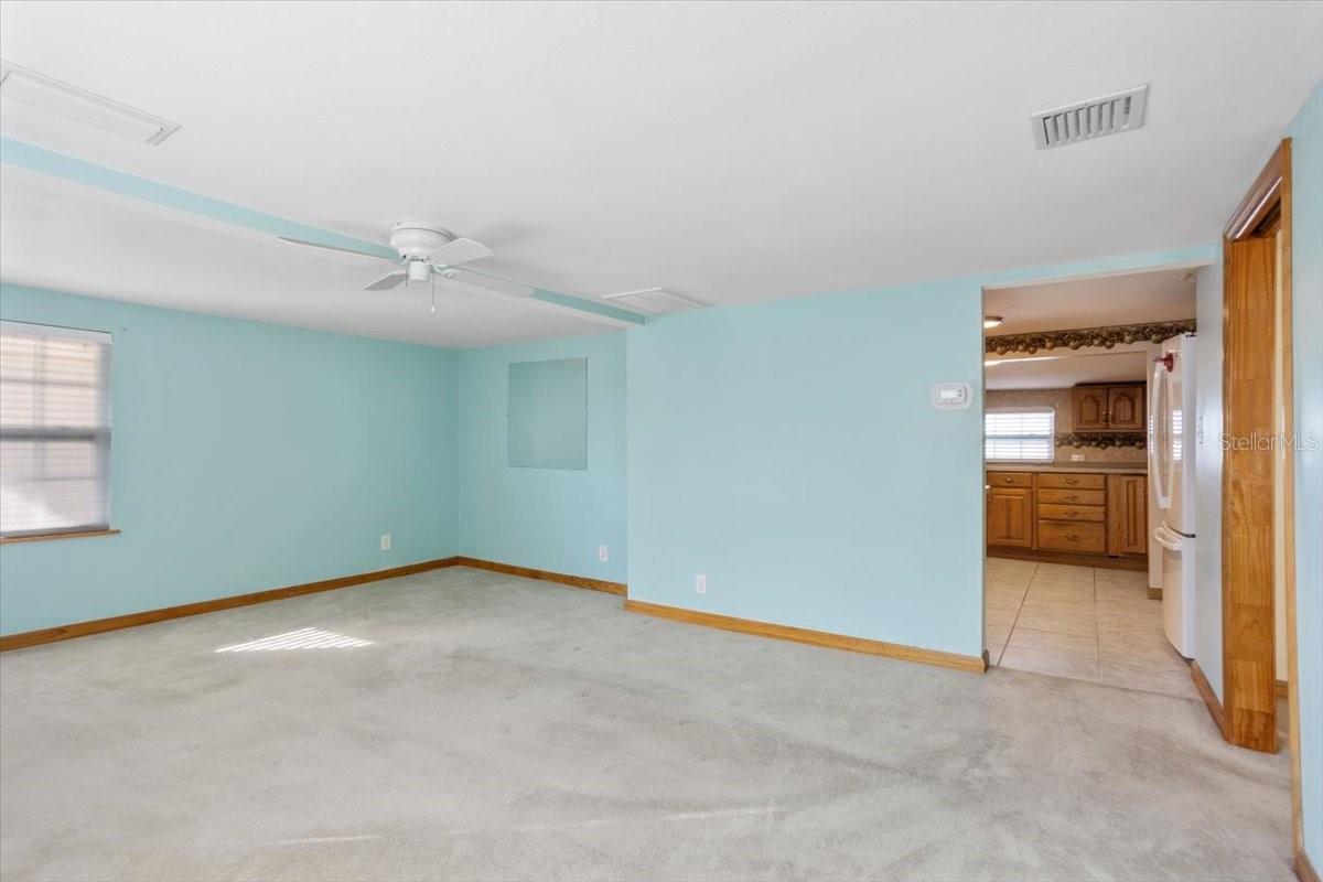 6 SEMINOLE DR — photo 9