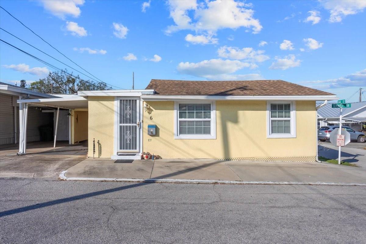 6 SEMINOLE DR — photo 2
