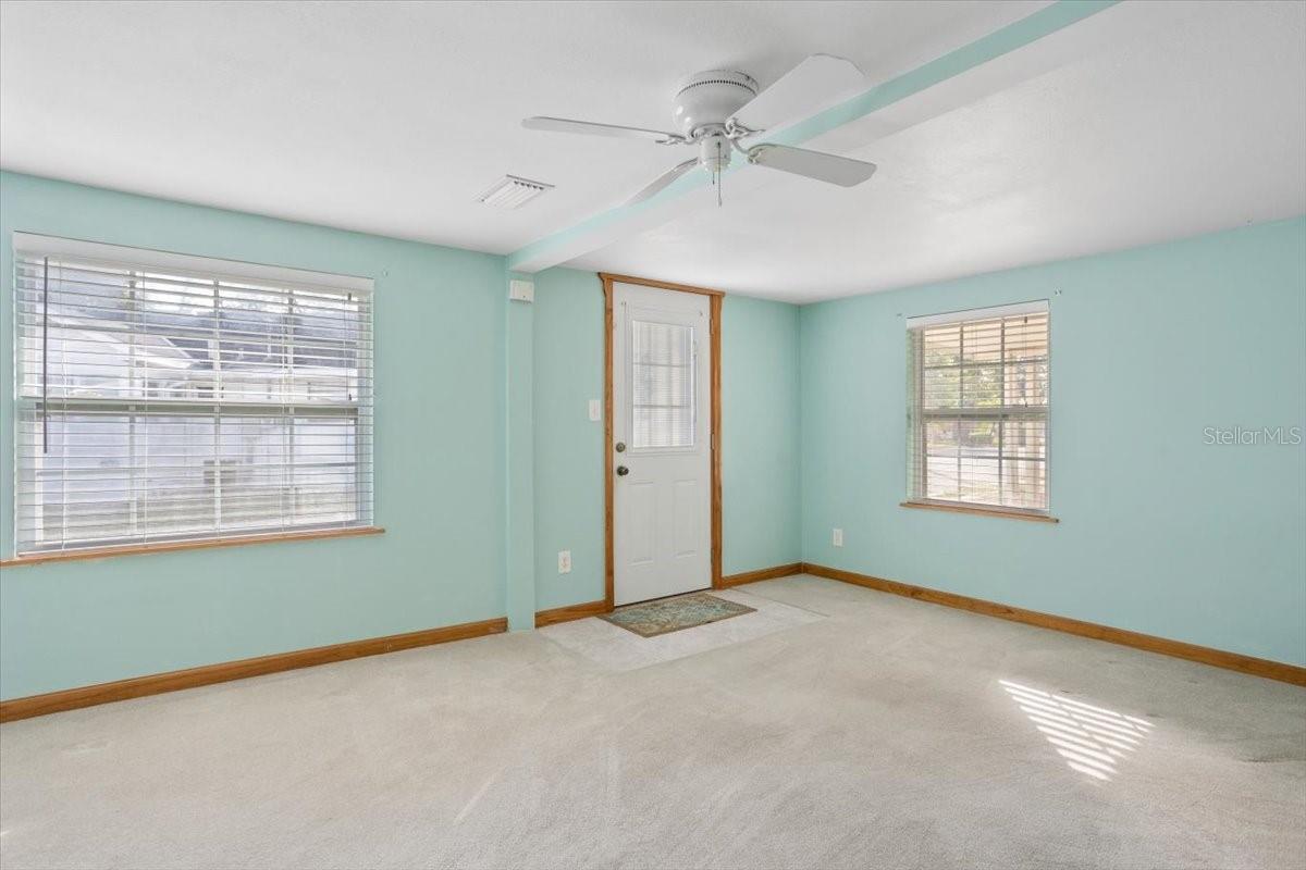 6 SEMINOLE DR — photo 7