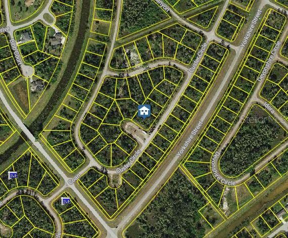CUSTER CIR — photo 2