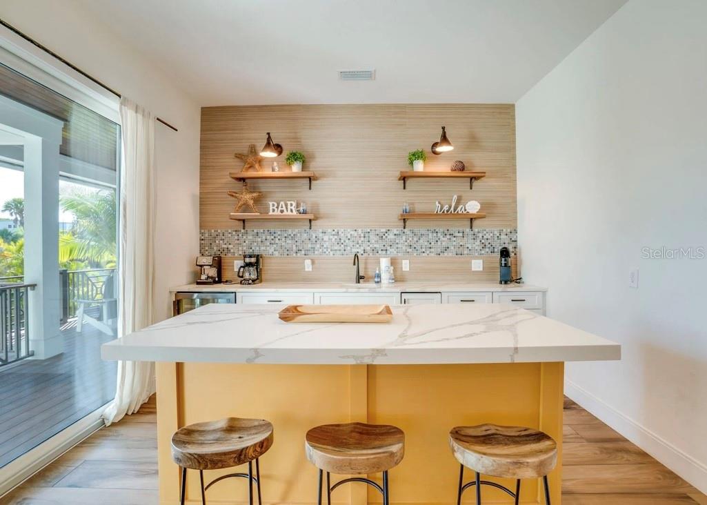 9403 GULF DR — photo 10