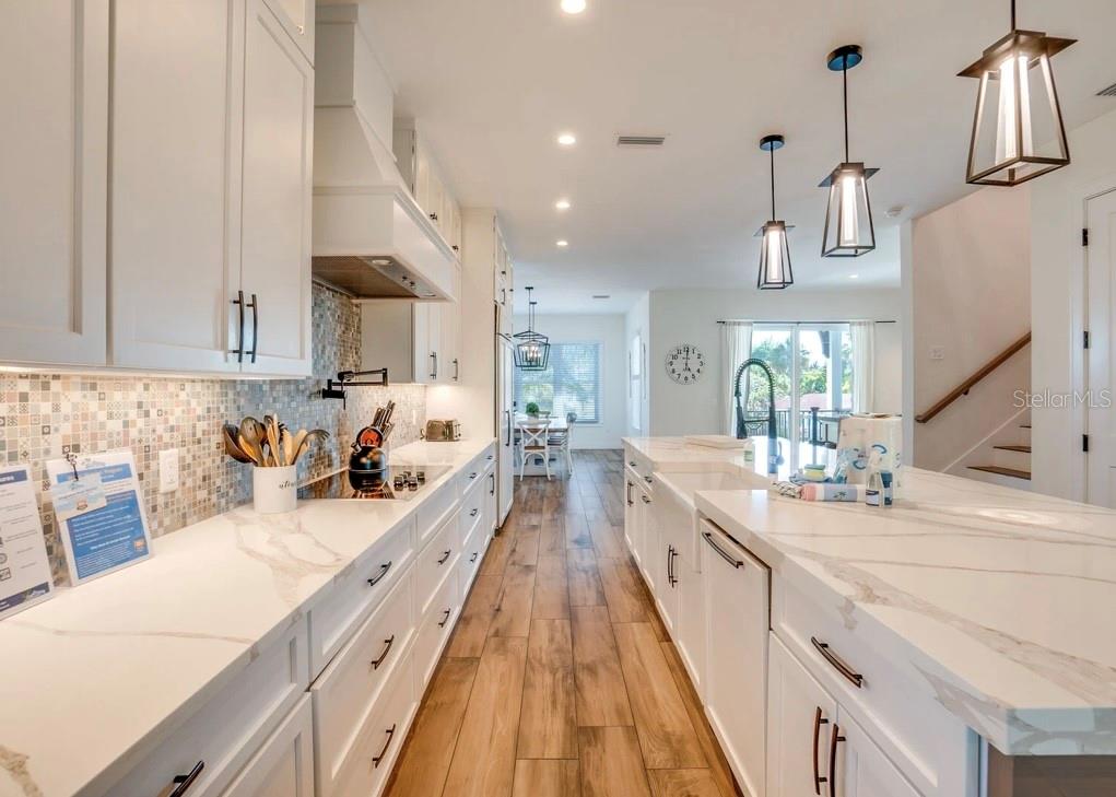 9403 GULF DR — photo 7