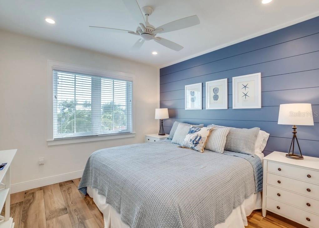 9403 GULF DR — photo 40
