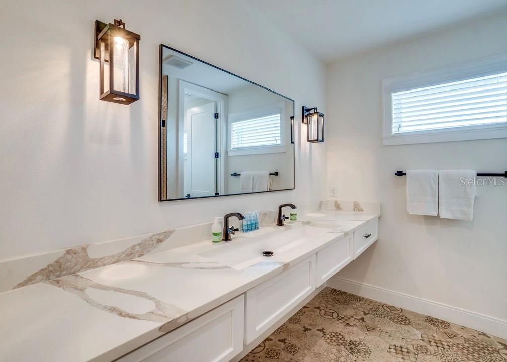 9403 GULF DR — photo 14