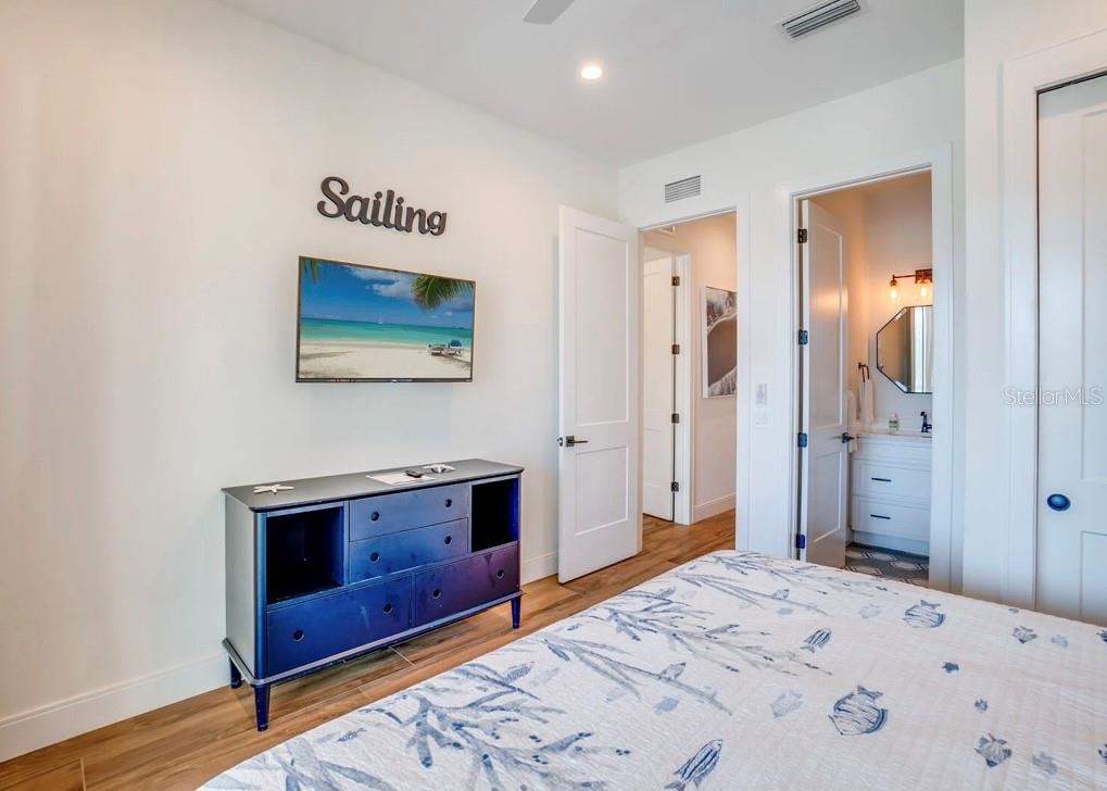 9403 GULF DR — photo 23
