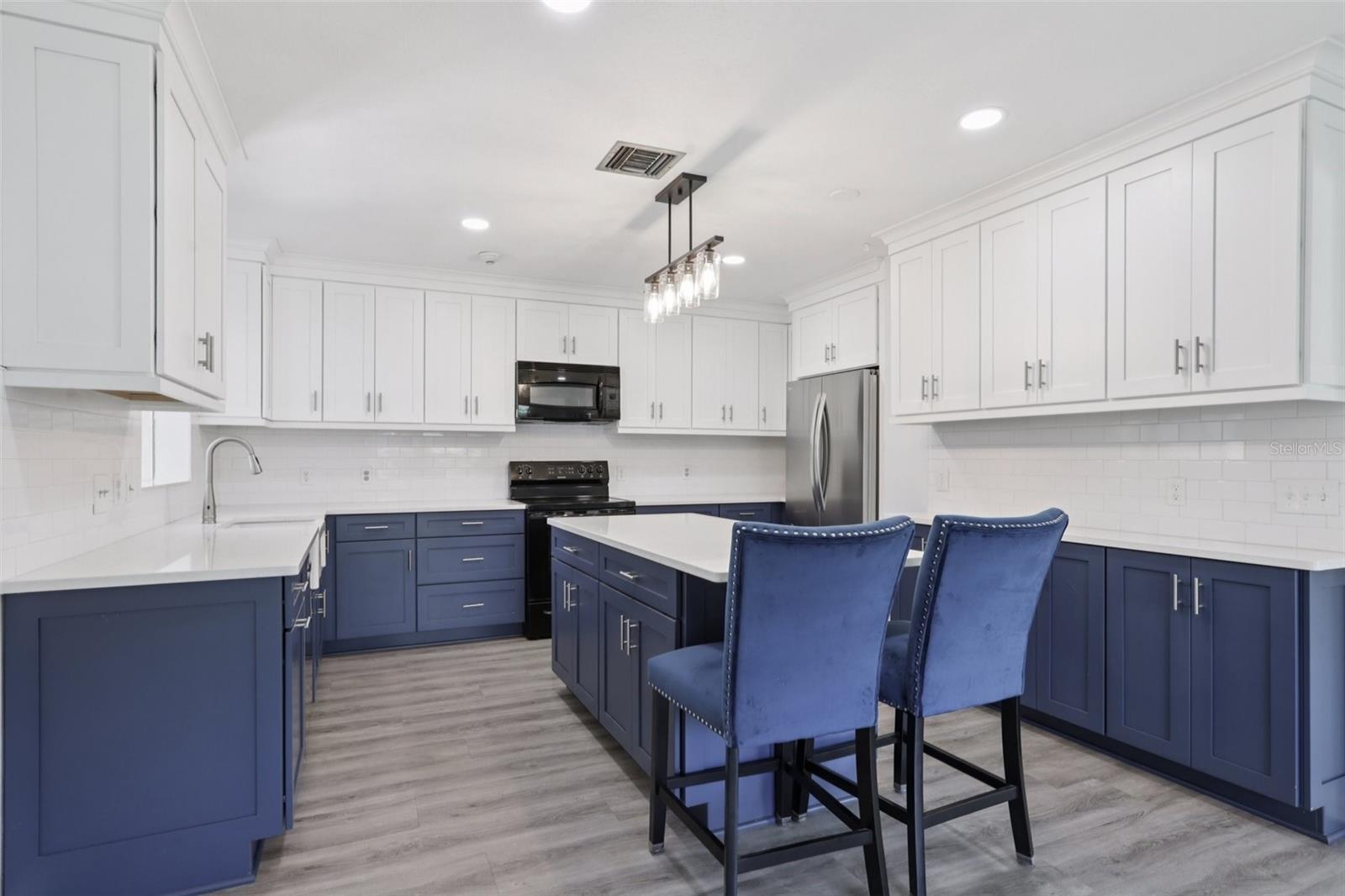 1009 BLACK KNIGHT DR — photo 19