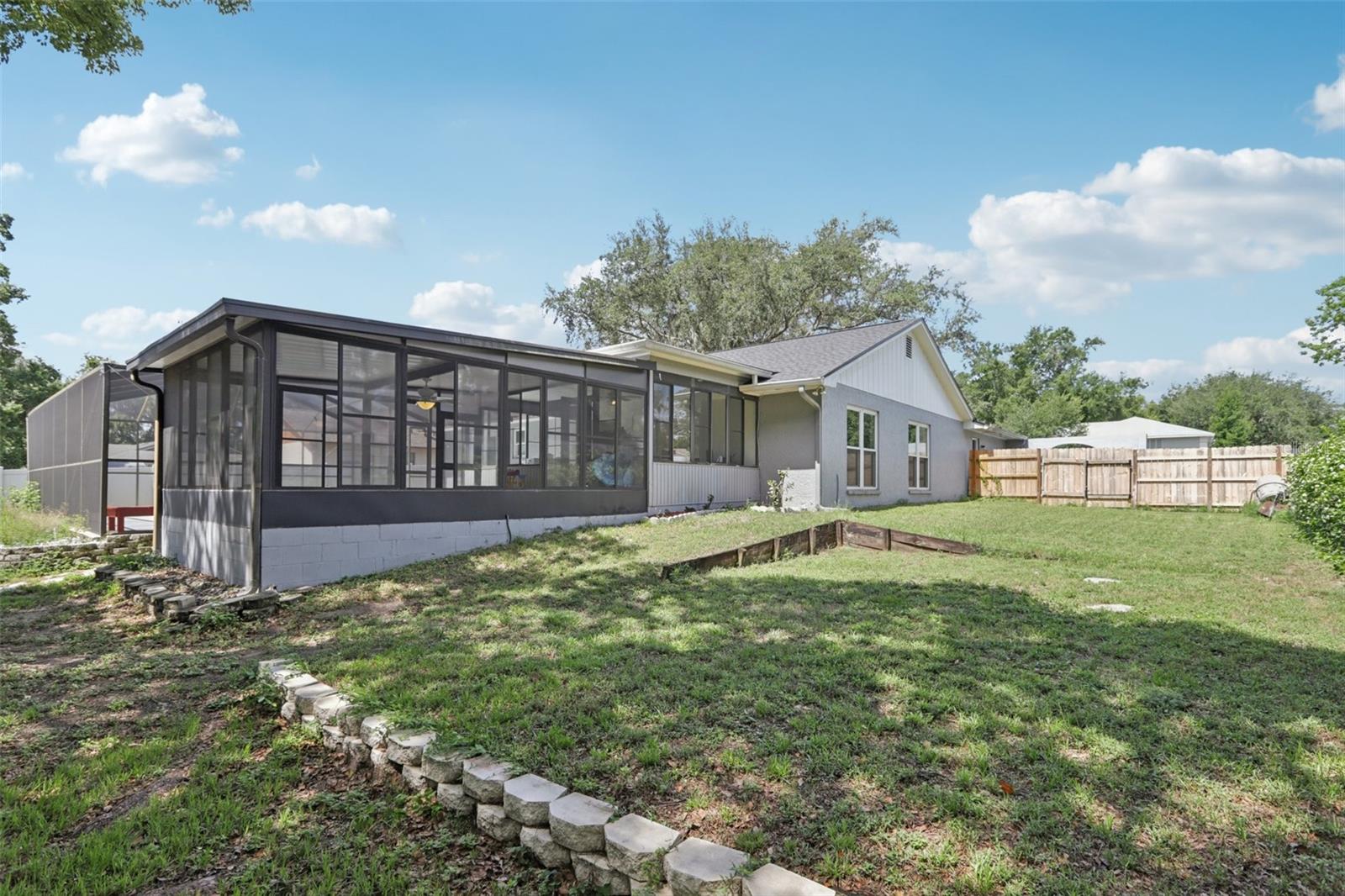 1009 BLACK KNIGHT DR — photo 57