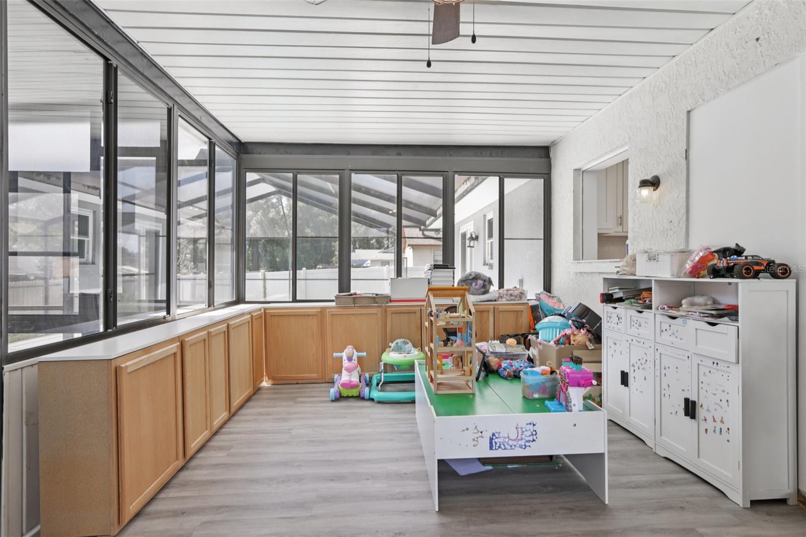 1009 BLACK KNIGHT DR — photo 40