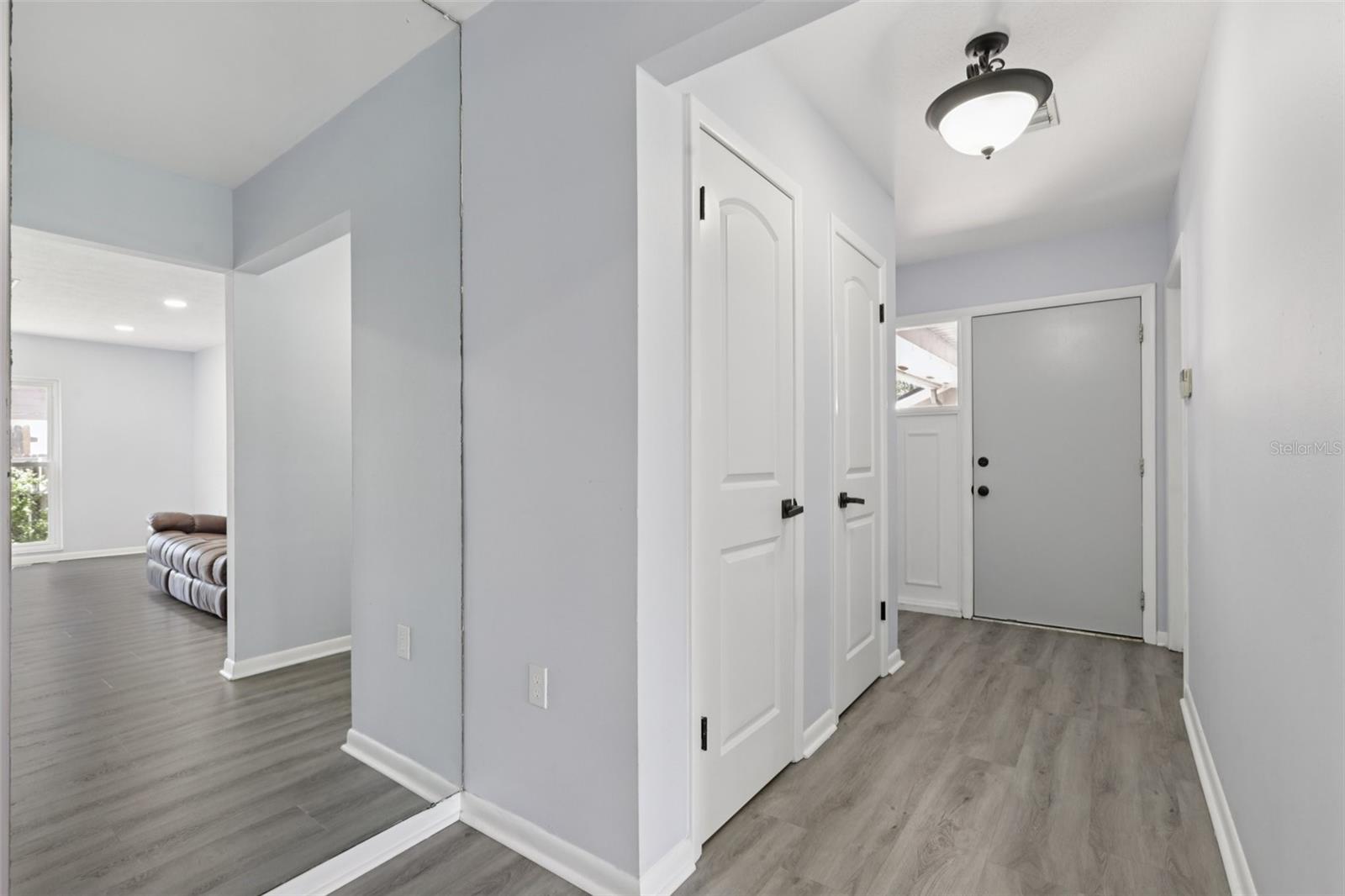1009 BLACK KNIGHT DR — photo 11