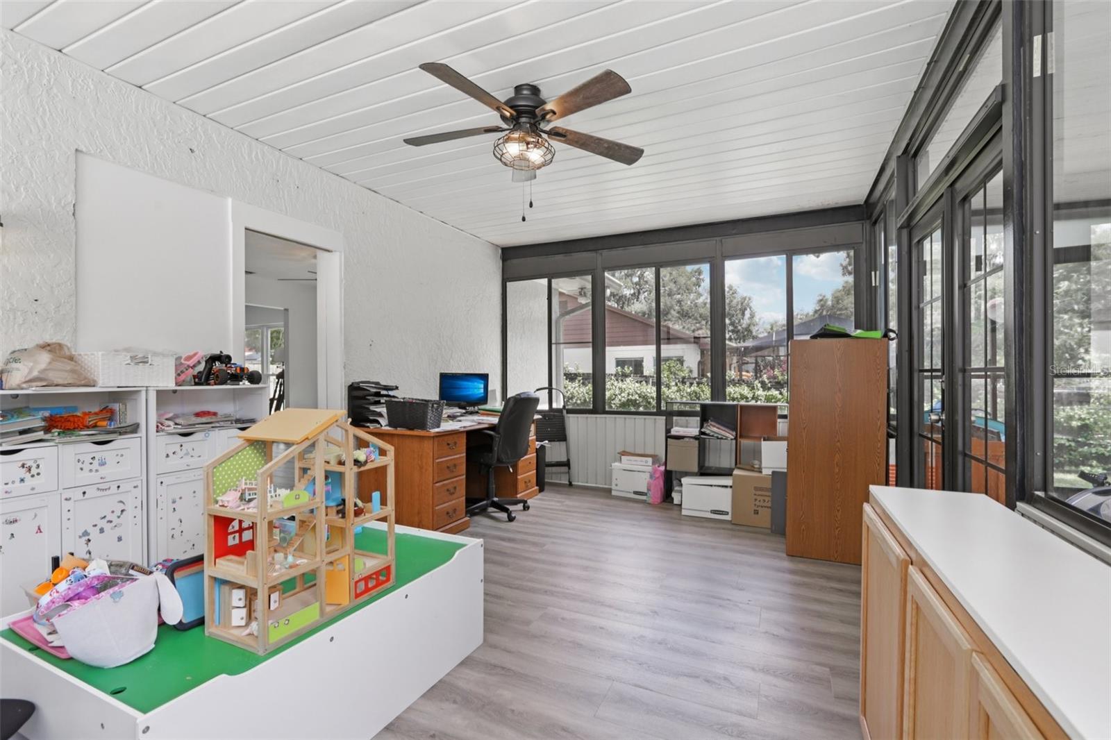 1009 BLACK KNIGHT DR — photo 42