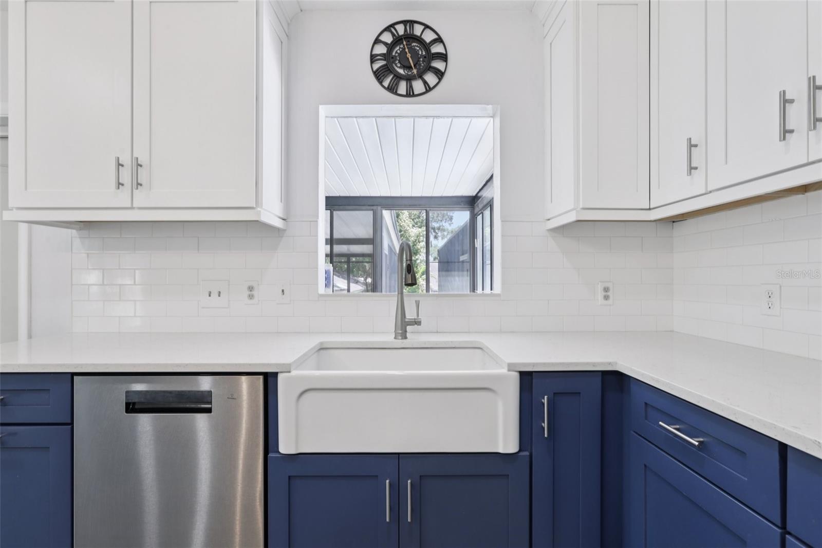 1009 BLACK KNIGHT DR — photo 23