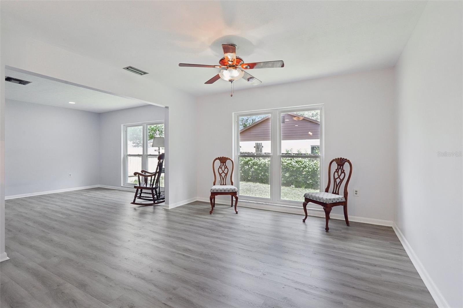 1009 BLACK KNIGHT DR — photo 16