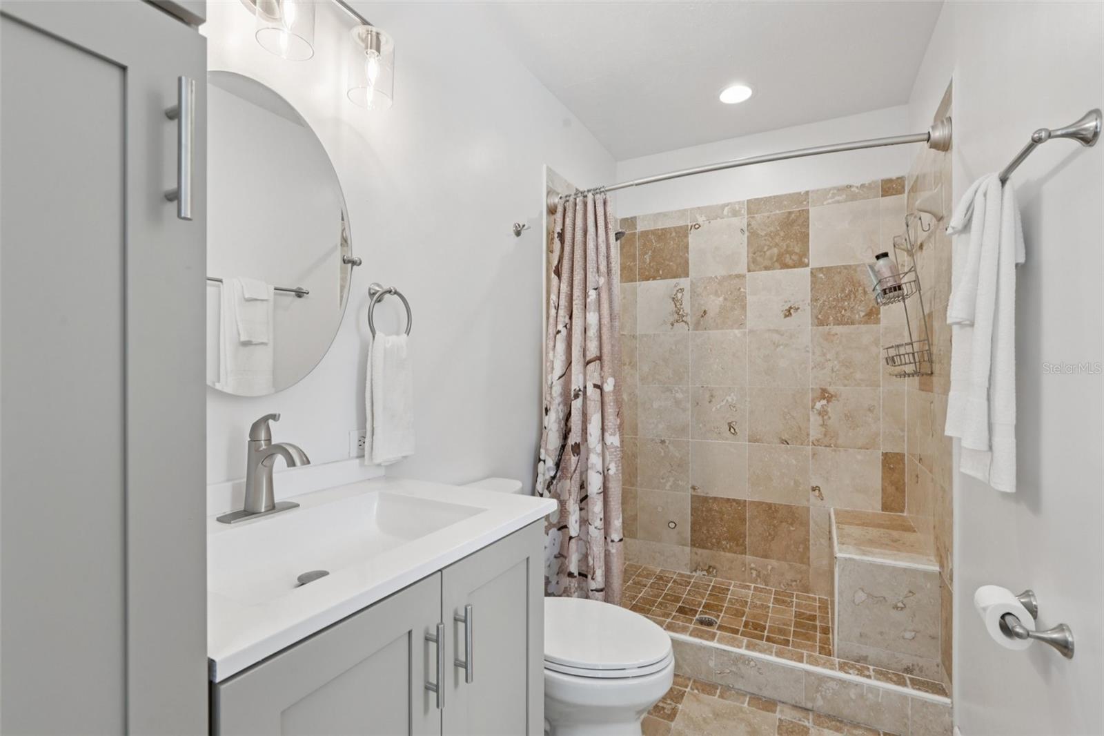 1009 BLACK KNIGHT DR — photo 32