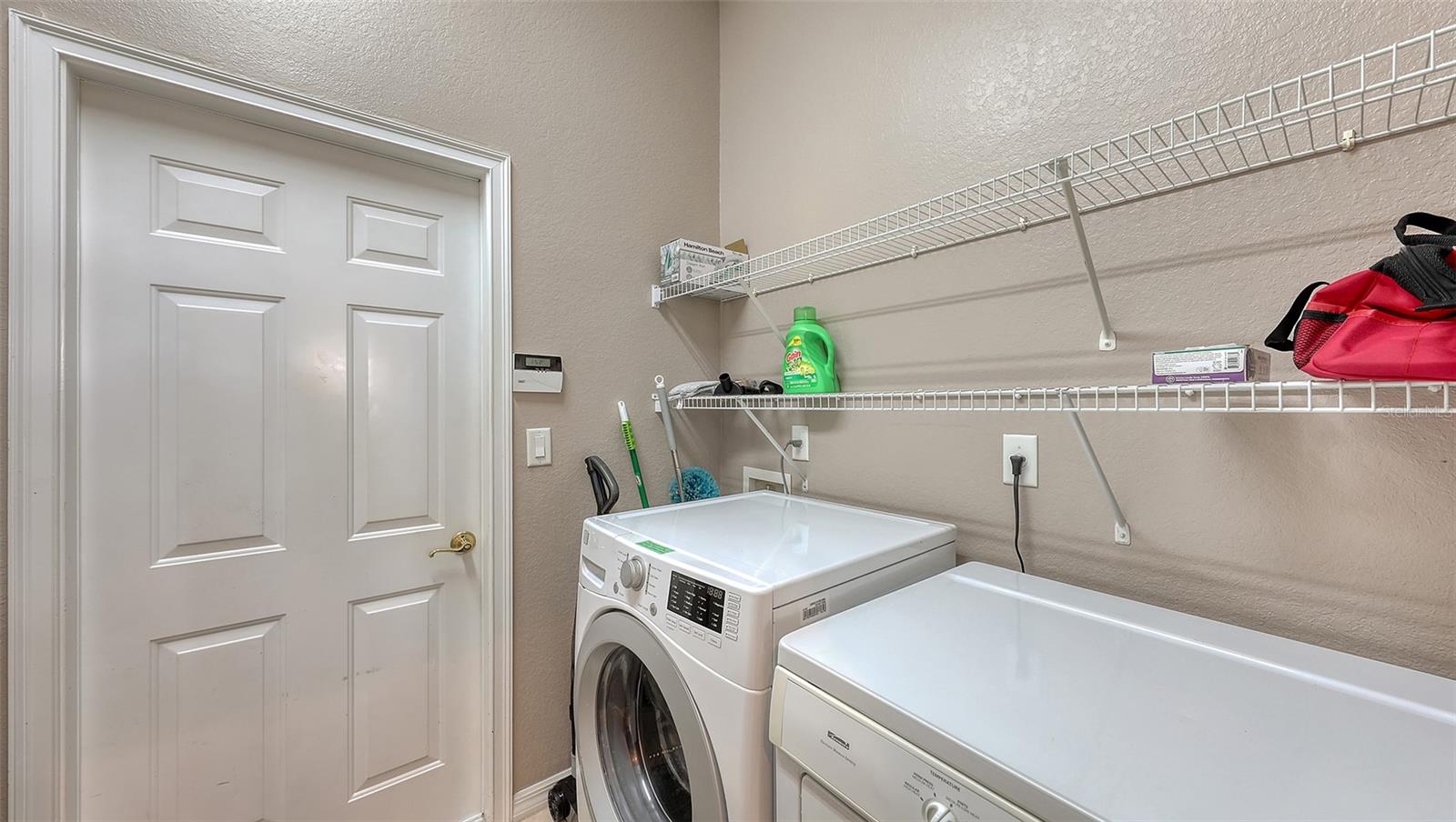 121 SAVONA WAY — photo 32