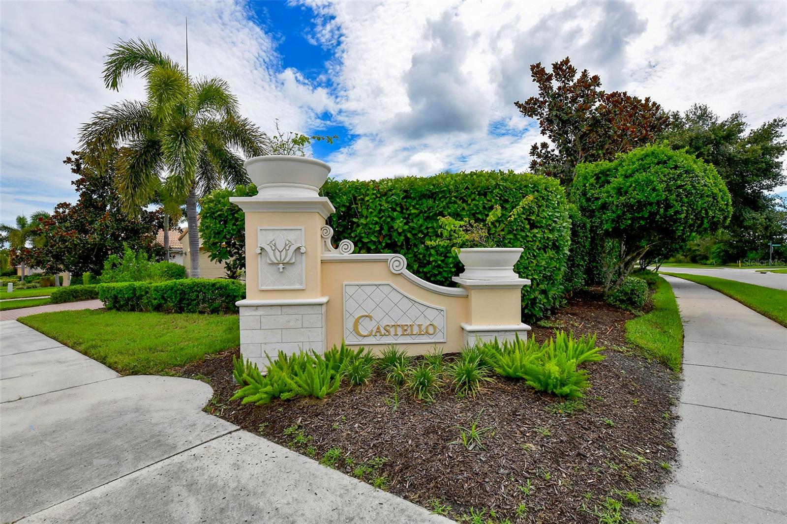 121 SAVONA WAY — photo 42