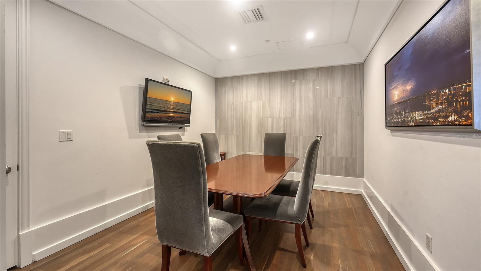 1350 MAIN ST #1007 — photo 41
