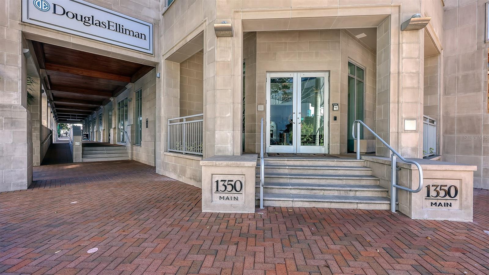1350 MAIN ST #1007 — photo 27