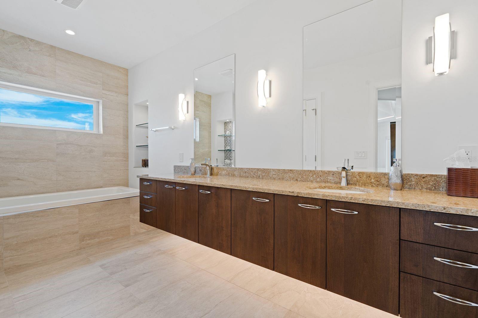 600 PUTTER LN — photo 19