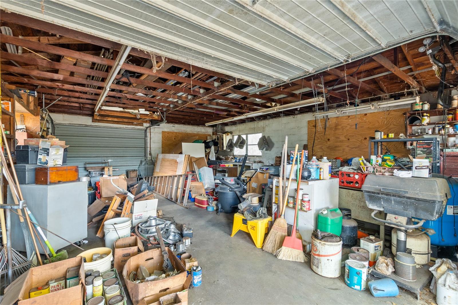 8617 TEMPLE TERRACE HWY — photo 60