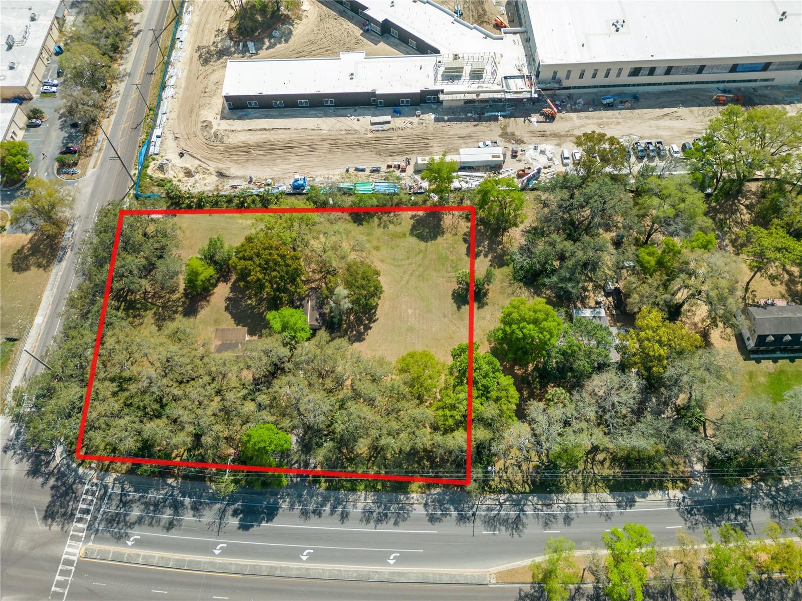 8617 TEMPLE TERRACE HWY — photo 44