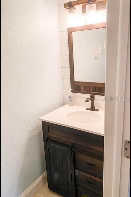 5311 CREEK DR — photo 15